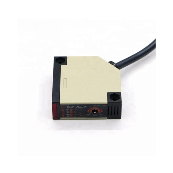 Retro-Reflective Photoelectric Sensor